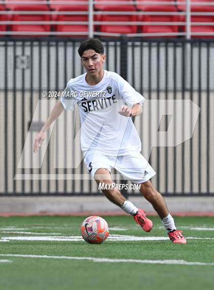 Thumbnail 2 in Servite vs. Bellarmine College Prep (SoCal College Showcase) photogallery.
