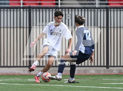 Thumbnail 1 in Servite vs. Bellarmine College Prep (SoCal College Showcase) photogallery.