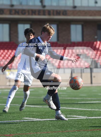 Thumbnail 2 in Servite vs. Bellarmine College Prep (SoCal College Showcase) photogallery.