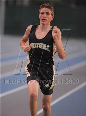 Thumbnail 2 in California Relays photogallery.