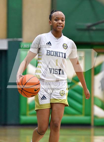 Thumbnail 1 in Vanden vs. Bonita Vista (St. Mary's Stockton MLK Showcase) photogallery.