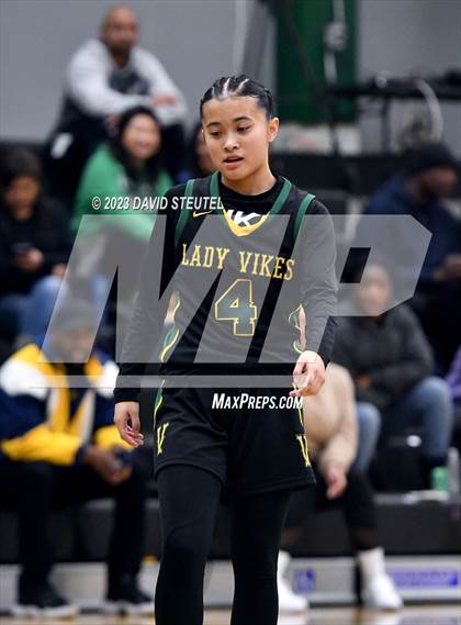 Thumbnail 2 in Vanden vs. Bonita Vista (St. Mary's Stockton MLK Showcase) photogallery.
