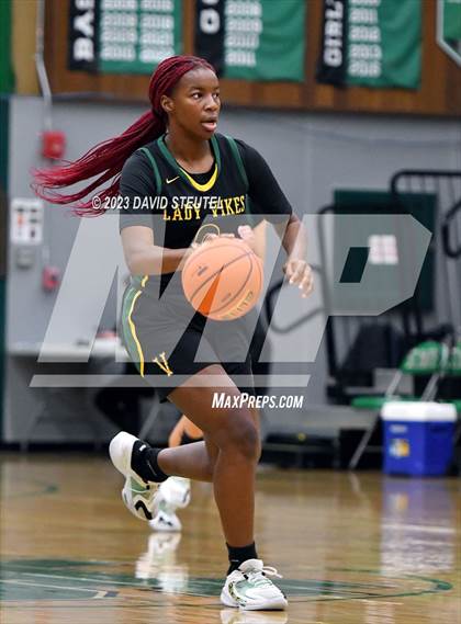 Thumbnail 3 in Vanden vs. Bonita Vista (St. Mary's Stockton MLK Showcase) photogallery.