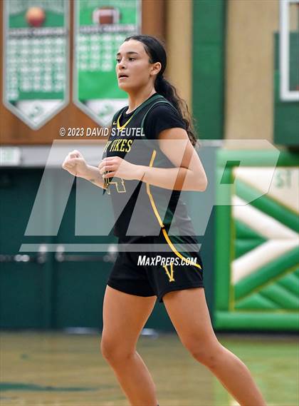 Thumbnail 2 in Vanden vs. Bonita Vista (St. Mary's Stockton MLK Showcase) photogallery.