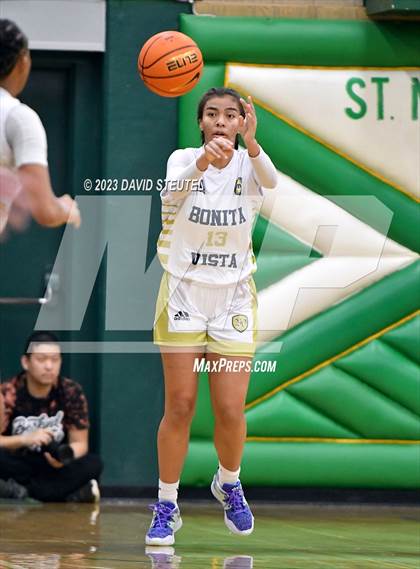 Thumbnail 1 in Vanden vs. Bonita Vista (St. Mary's Stockton MLK Showcase) photogallery.