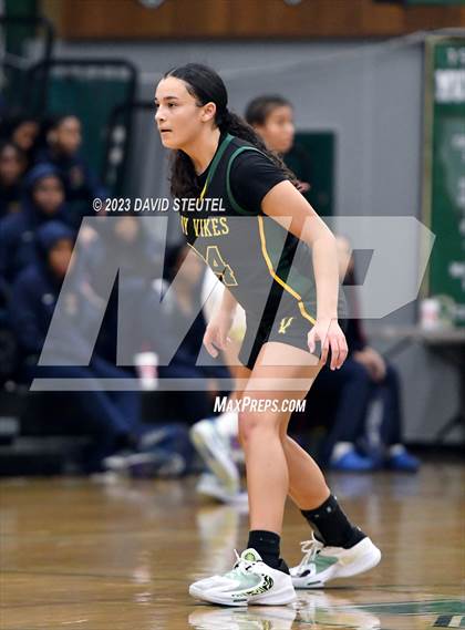 Thumbnail 2 in Vanden vs. Bonita Vista (St. Mary's Stockton MLK Showcase) photogallery.