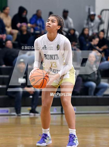 Thumbnail 1 in Vanden vs. Bonita Vista (St. Mary's Stockton MLK Showcase) photogallery.