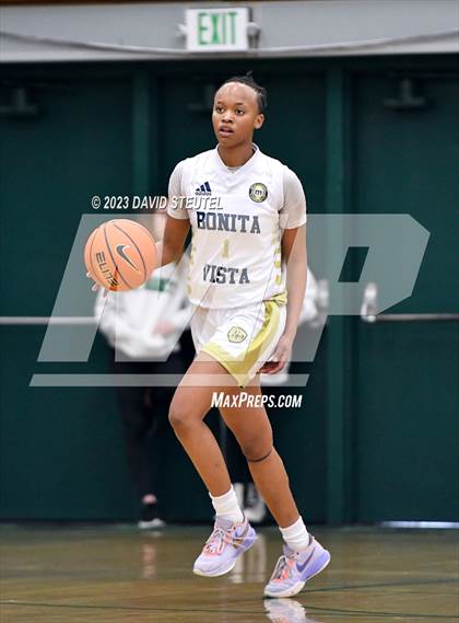 Thumbnail 2 in Vanden vs. Bonita Vista (St. Mary's Stockton MLK Showcase) photogallery.