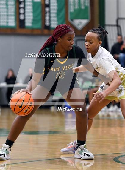 Thumbnail 2 in Vanden vs. Bonita Vista (St. Mary's Stockton MLK Showcase) photogallery.