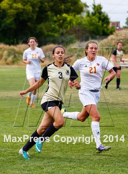 Thumbnail 2 in St Francis vs Enochs (CIF SJS D1 Quarterfinal Playoff) photogallery.