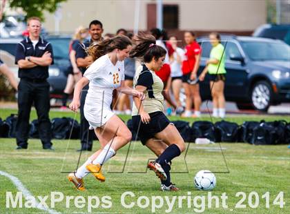 Thumbnail 3 in St Francis vs Enochs (CIF SJS D1 Quarterfinal Playoff) photogallery.