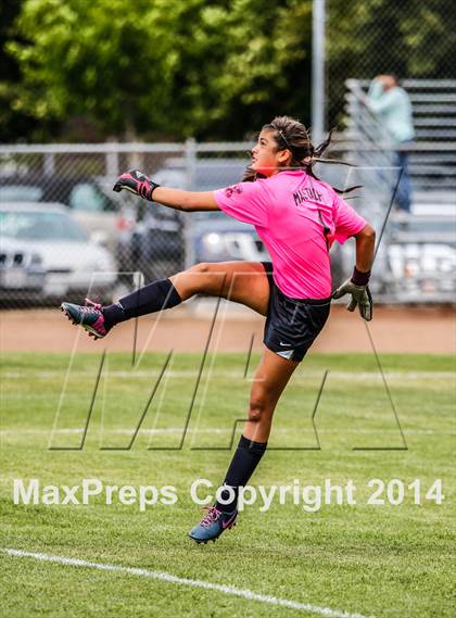 Thumbnail 2 in St Francis vs Enochs (CIF SJS D1 Quarterfinal Playoff) photogallery.