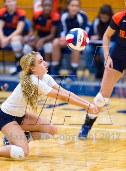 Thumbnail 2 in Taft @ Brandeis photogallery.