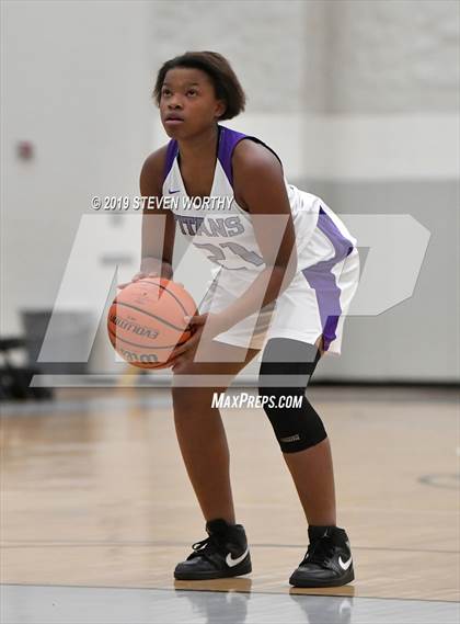 Thumbnail 1 in Corinth Holders @ South Garner photogallery.