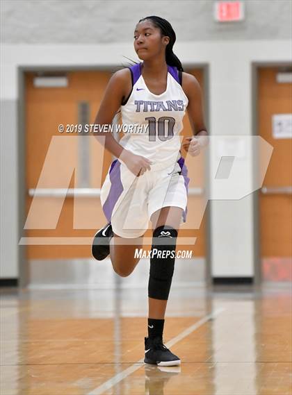 Thumbnail 1 in Corinth Holders @ South Garner photogallery.