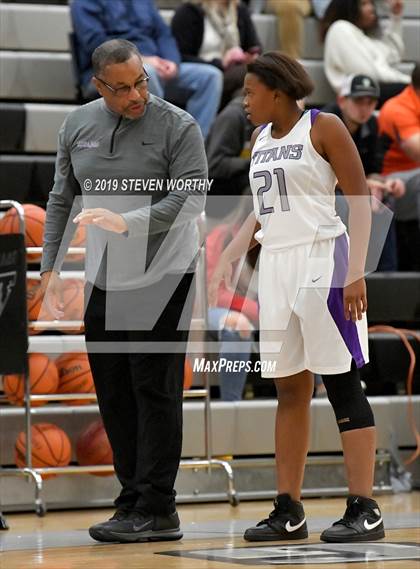Thumbnail 2 in Corinth Holders @ South Garner photogallery.