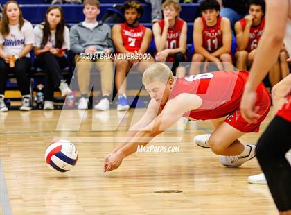 Thumbnail 3 in Fountain-Fort Carson vs. Mountain Vista (CHSAA 5A Semifinal) photogallery.