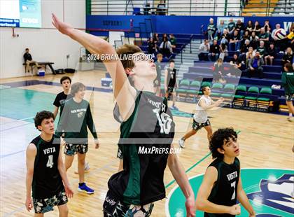 Thumbnail 2 in Fountain-Fort Carson vs. Mountain Vista (CHSAA 5A Semifinal) photogallery.