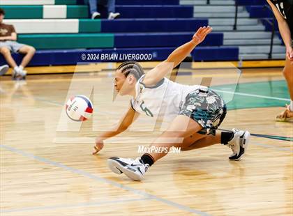 Thumbnail 2 in Fountain-Fort Carson vs. Mountain Vista (CHSAA 5A Semifinal) photogallery.