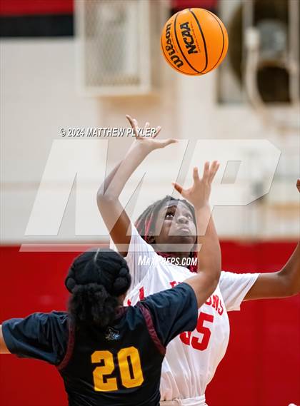 Thumbnail 2 in Lumberton @ Seventy-First photogallery.