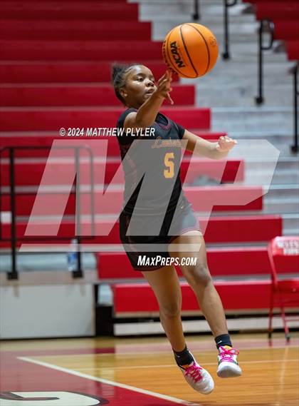 Thumbnail 3 in Lumberton @ Seventy-First photogallery.