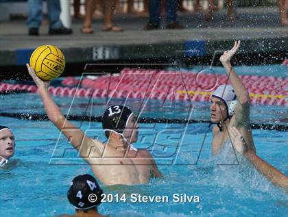Thumbnail 2 in Carlsbad vs. Ramona (CIF SDS D1 Quarterfinal) photogallery.