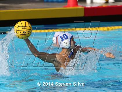 Thumbnail 2 in Carlsbad vs. Ramona (CIF SDS D1 Quarterfinal) photogallery.
