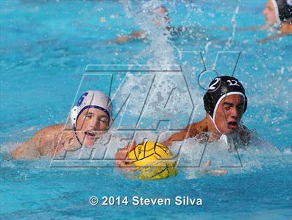 Thumbnail 2 in Carlsbad vs. Ramona (CIF SDS D1 Quarterfinal) photogallery.