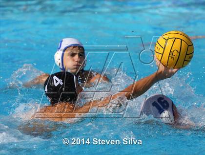 Thumbnail 2 in Carlsbad vs. Ramona (CIF SDS D1 Quarterfinal) photogallery.
