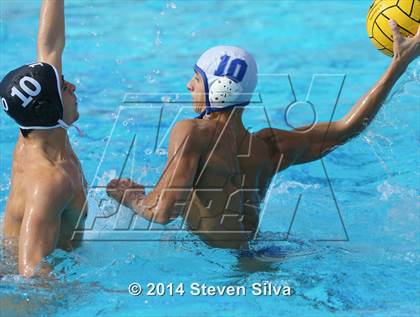 Thumbnail 1 in Carlsbad vs. Ramona (CIF SDS D1 Quarterfinal) photogallery.