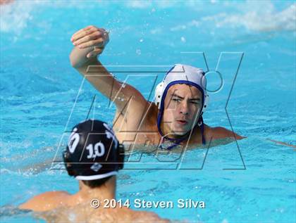 Thumbnail 2 in Carlsbad vs. Ramona (CIF SDS D1 Quarterfinal) photogallery.