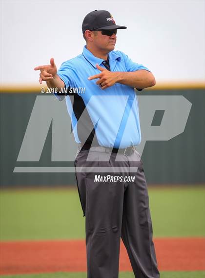 Thumbnail 1 in Eunice @ Capitan (NMAA 3A Quarterfinal) photogallery.