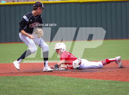 Thumbnail 1 in Eunice @ Capitan (NMAA 3A Quarterfinal) photogallery.