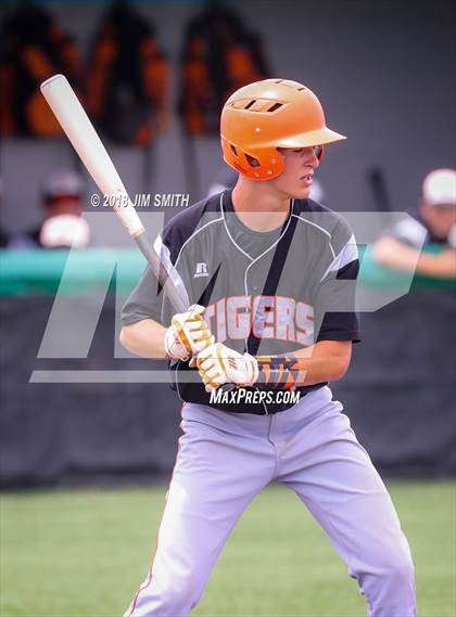 Thumbnail 1 in Eunice @ Capitan (NMAA 3A Quarterfinal) photogallery.