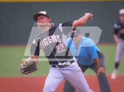Thumbnail 1 in Eunice @ Capitan (NMAA 3A Quarterfinal) photogallery.