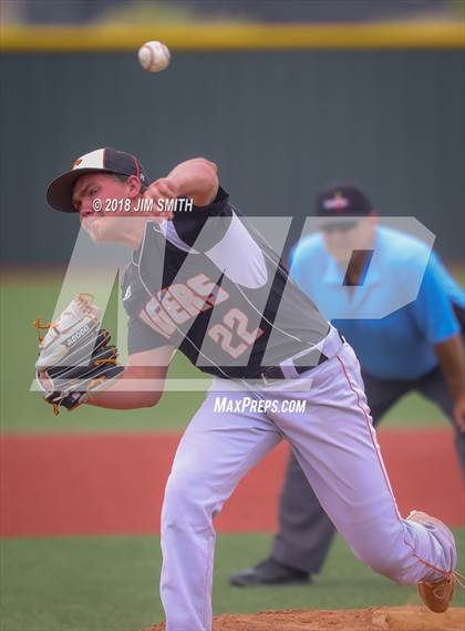 Thumbnail 2 in Eunice @ Capitan (NMAA 3A Quarterfinal) photogallery.