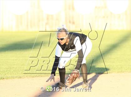 Thumbnail 1 in Hernando vs. Trumann photogallery.