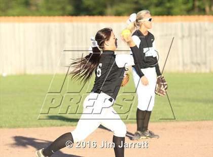 Thumbnail 3 in Hernando vs. Trumann photogallery.
