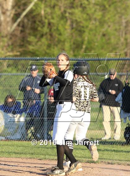 Thumbnail 2 in Hernando vs. Trumann photogallery.