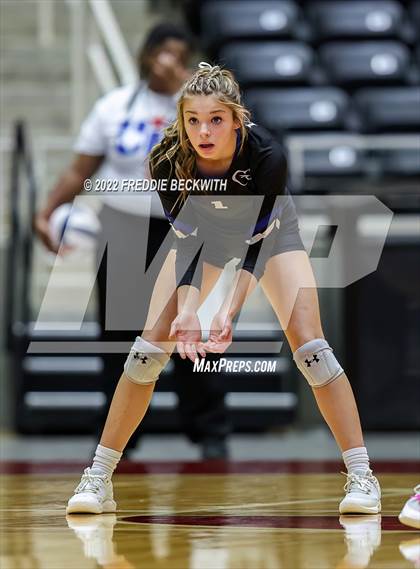 Thumbnail 3 in Leon vs. Lindsay (UIL 2A Semifinal) photogallery.
