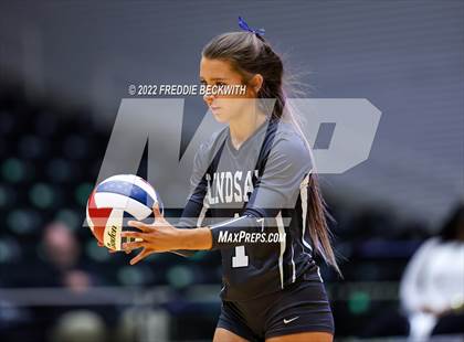Thumbnail 1 in Leon vs. Lindsay (UIL 2A Semifinal) photogallery.