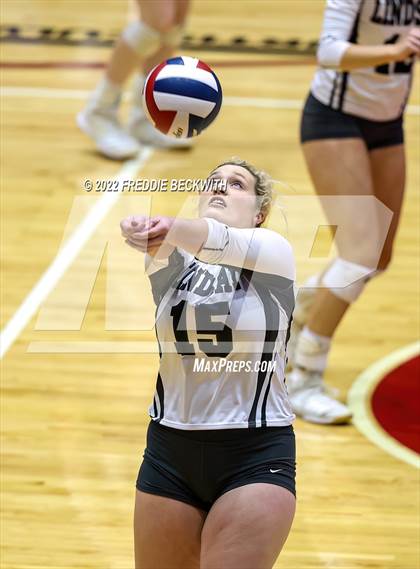 Thumbnail 1 in Leon vs. Lindsay (UIL 2A Semifinal) photogallery.