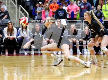 Thumbnail 3 in Leon vs. Lindsay (UIL 2A Semifinal) photogallery.