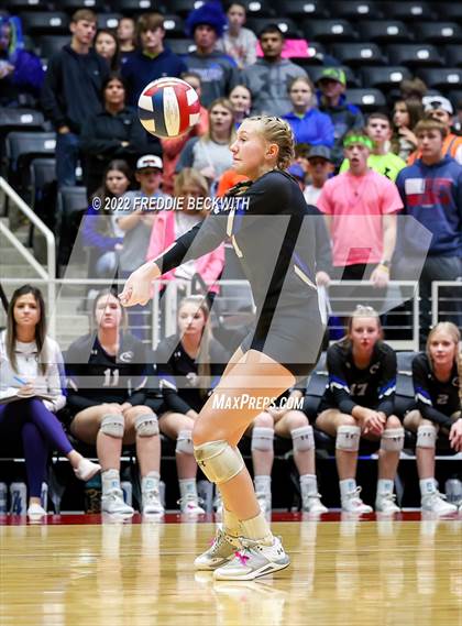 Thumbnail 3 in Leon vs. Lindsay (UIL 2A Semifinal) photogallery.