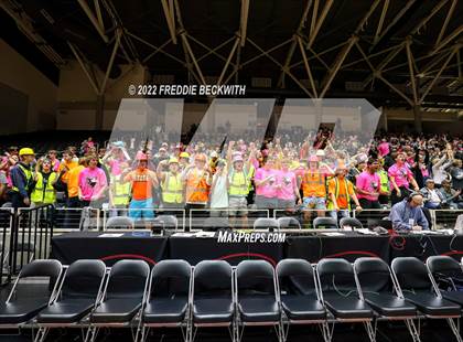 Thumbnail 3 in Leon vs. Lindsay (UIL 2A Semifinal) photogallery.