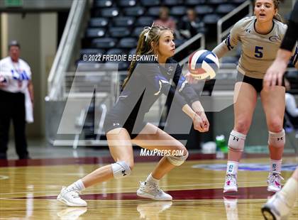 Thumbnail 1 in Leon vs. Lindsay (UIL 2A Semifinal) photogallery.
