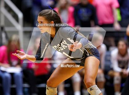 Thumbnail 3 in Leon vs. Lindsay (UIL 2A Semifinal) photogallery.