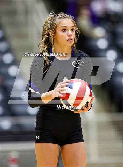 Thumbnail 3 in Leon vs. Lindsay (UIL 2A Semifinal) photogallery.