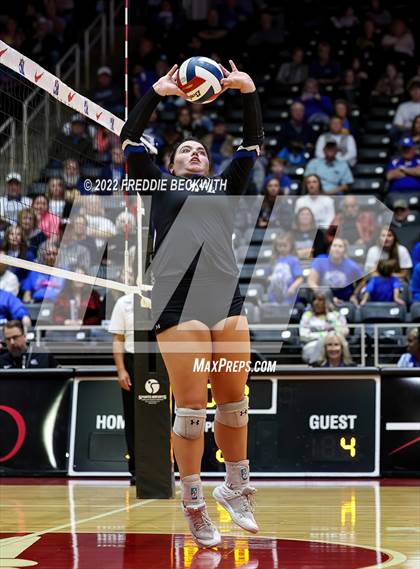 Thumbnail 2 in Leon vs. Lindsay (UIL 2A Semifinal) photogallery.