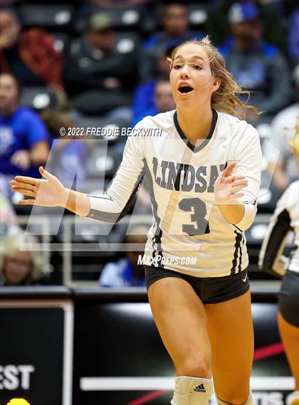 Thumbnail 1 in Leon vs. Lindsay (UIL 2A Semifinal) photogallery.